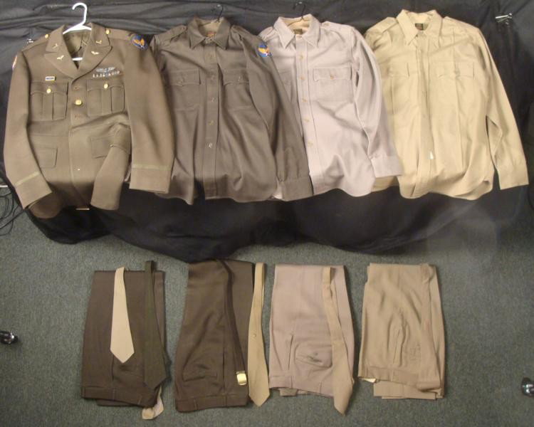 COMPLETE WWII U.S. 8TH AIR FORCE UNIFORM LOT-WINGS,BARS: COMPLETE WWII U.S. 8TH AIR FORCE UNIFORM LOT-COMPLETE WITH WINGS- RIBBON BARS-PATCHES, ETC * OUTSTANDING US WWII 8TH AIR FORCE LIEUTENANT OFFICER'S FULL UNIFORM GROUPING--INCLUDES TUNIC--VERY HIGH QUA
