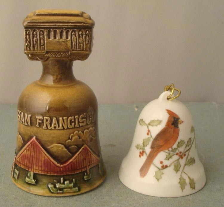 2 Vintage Ceramic Bells San Fran & Christmas Cardinal: 2 Vintage Ceramic Bells San Francisco & Christmas Cardinal * All items are in excellent conditionWhite Bell w/ Cardinal Says "Merry Christmas"Height: 2 inchesSan Francisco Bell (SNCO Japan)He
