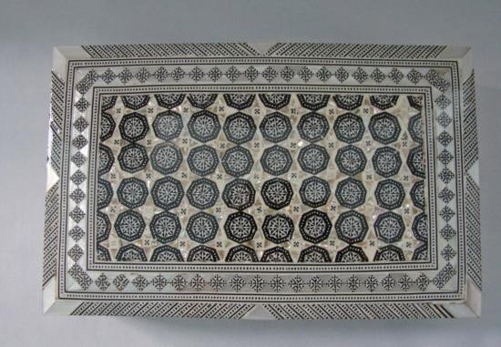 Egyptian Mother of Pearl Inlaid Jewelry Box: Egyptian Mother of Pearl Inlaid Jewelry Box 10 inches X 6.5 inches. Egyptian Inlaid Mother Of Pearl Wooden Jewelry Box With Burgandy Velvet Inside and Key for Locking.