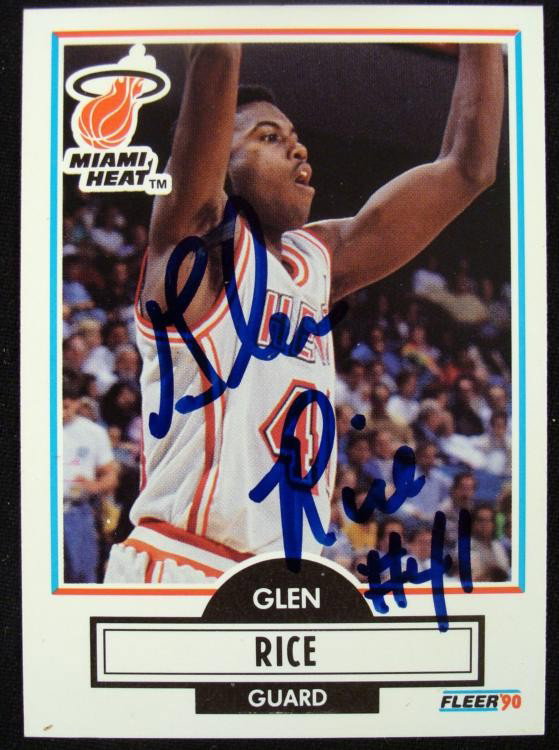 Fleer Glen Rice Autographed Rookie Card Miami Heat: Offered her is a autographed Glen Rice rookie card. Glen signed it in blue sharpie, with his number. It comes in a protective sleeve and is in near mint condition. * * Glen Anthony Rice (b