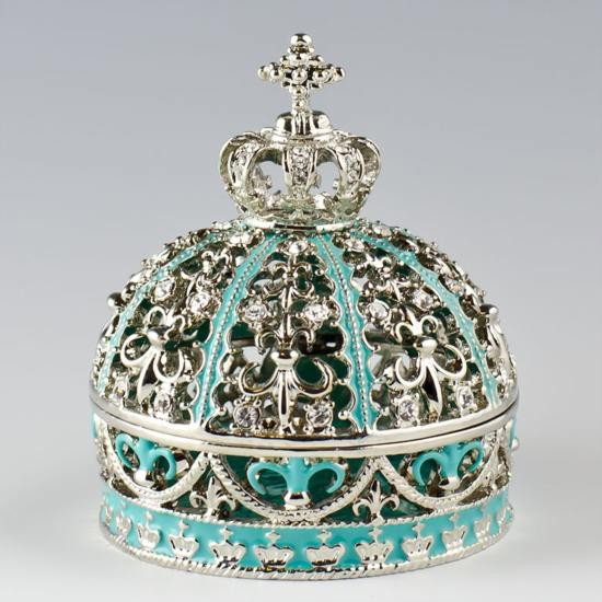 Imperial Crown Faberge Jewelry Box: Imperial Crown Faberge Jewelry Box, Dimensions: 2.75in (H) X 2.25in (D), Material: Pewter, Crystals, Enamel.
