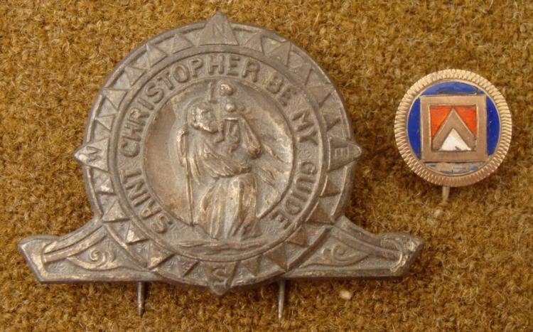 1920 MASONIC PIN & 1940 ST CHRISTOPHER MEDAL: 1920 MASONIC PIN & 1940 ST CHRISTOPHER MEDAL * MEDALLION IS PRONGED IN BACK-SMALL PIN IS A PIN BACK *
