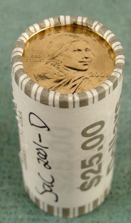 1 Bank Roll 2001-D UNC Sacagawea Dollars: This is an original bank wrapped roll of 2001-D Sacagawea dollars, containing 25 coins. * Condition: Mint, Gem uncirculatedNote: Roll you receive may look slightly different from the one shown *