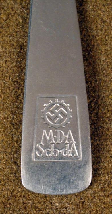 ORIGINAL NAZI DAF DEAUSCHES ARBEIT DINING HALL FORK: HERE IS AN ORIGINAL NAZI DAF/DEAUSCHES ARBEIT FRONT SCHOOL DINING HALL FORK. THIS NAZI INDOCTRINATION AND TRAINING SCHOOL DINING HALL FORK IS 8" LONG AND IS A ART DECO DESIGN. ON THE 