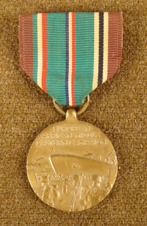 WWII EUROPEAN AFRICAN MIDDLE EASTERN CAMPAIGN MEDAL: THIS IS A WWII EUROPEAN, AFRICAN MIDDLE EASTERN CAMPAIGN MEDAL. NICE PERIOD PIECE THAT IS A PIN BACK. * * * * * * *