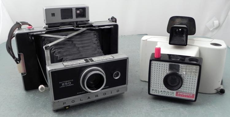 2 Vintage Polaroid Cameras Automatic 250, Swinger 20: Here are two classic vintage Polaroid cameras. They have not been tested with film, but appear to be in good condition, with firing and releasing shutters. * * Automatic 250 Land Camera with viewfinde