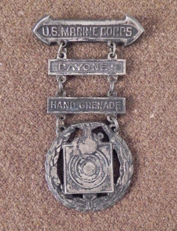 WWII USMC PROFICIENCY BADGES-BAYONET, HAND GRENADE: WWII USMC PROFICIENCY BADGES-BAYONET, HAND GRENADE, SHARPSHOOTER-RARE * RARE GROUP FOR U.S. MARINE IN WWII-TOP U.S. MARINE CORPS BAR--BAYONET HAND GRENADE AND MARINE SHARPSHOOTER PROFICIENCY *