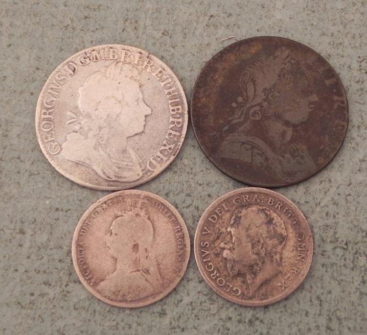 4 Great Britain Early Coins 1/2 Cent- 6 Pence 1723-1918: Great Britain Early Coins * * 1775 1/2 Cent * 1723 1 shilling * 1890 6 pence * 1918 6 pence
