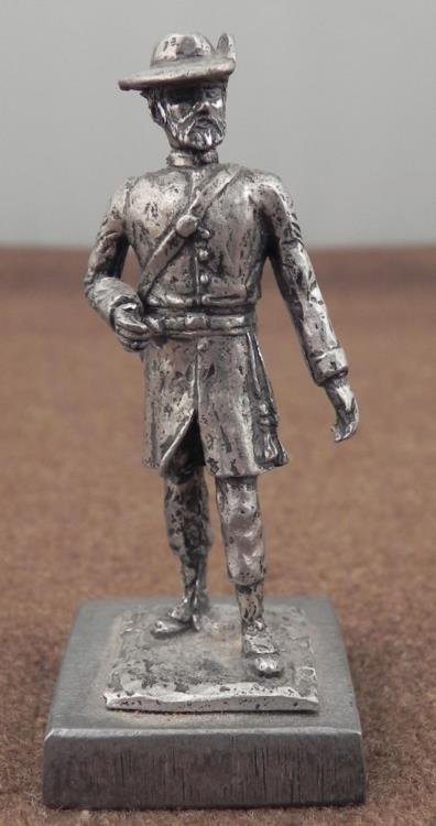 3" PEWTER STATUE OF ROBERT E. LEE-CONFEDERATE GENERAL: 3" PEWTER STATUE OF ROBERT E. LEE-CONFEDERATE GENERAL * * NICE DETAIL * *