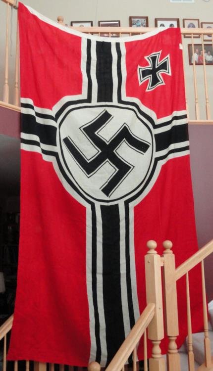 NAZI NAVAL KRIEGS FLAG-GREAT COND.-DOUBLE SIDE-72X128": NAZI NAVAL KRIEGS FLAG-GREAT COND.-DOUBLE SIDE-72X128"-FULLY MARKED-BRINGBACKT OUTSTANDING NAZI NAVY KRIEGS/WAR FLAG WITH IRON CROSS IN CORNER-DOUBLE IDENTICAL SIDES-HEAVY QUALITY LINEN-WIDE TOP BUNTI