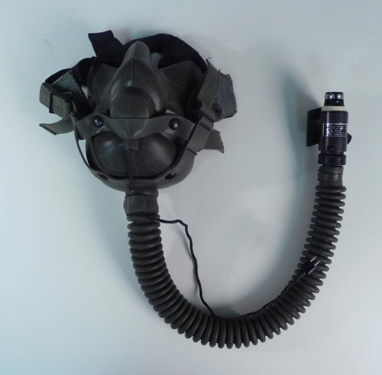 VIETNAM US PILOTS OXYGEN MASK-MARKED W/ ALL CONNECTORS: VIETNAM WAR US PILOTS OXYGEN MASK-MARKED WITH ALL CONNECTORSJET PILOT'S OXYGEN MASK--RUBBER FACE MASK WITH ELASTIC ATTACHMENTS-HOSE & ORIGINAL CONNECTOR AND 2 PRONG ELECTRICAL PLANE CONNECTOR-META