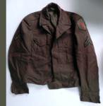 Vintage WW2 United States Army Ike Jacket Size 34R WWII: This WWII Army Ike Jacket is in great condition with no major cosmetic issues at all. A few strings are loose here and there, but this vintage jacket is in beautiful condition for its age.