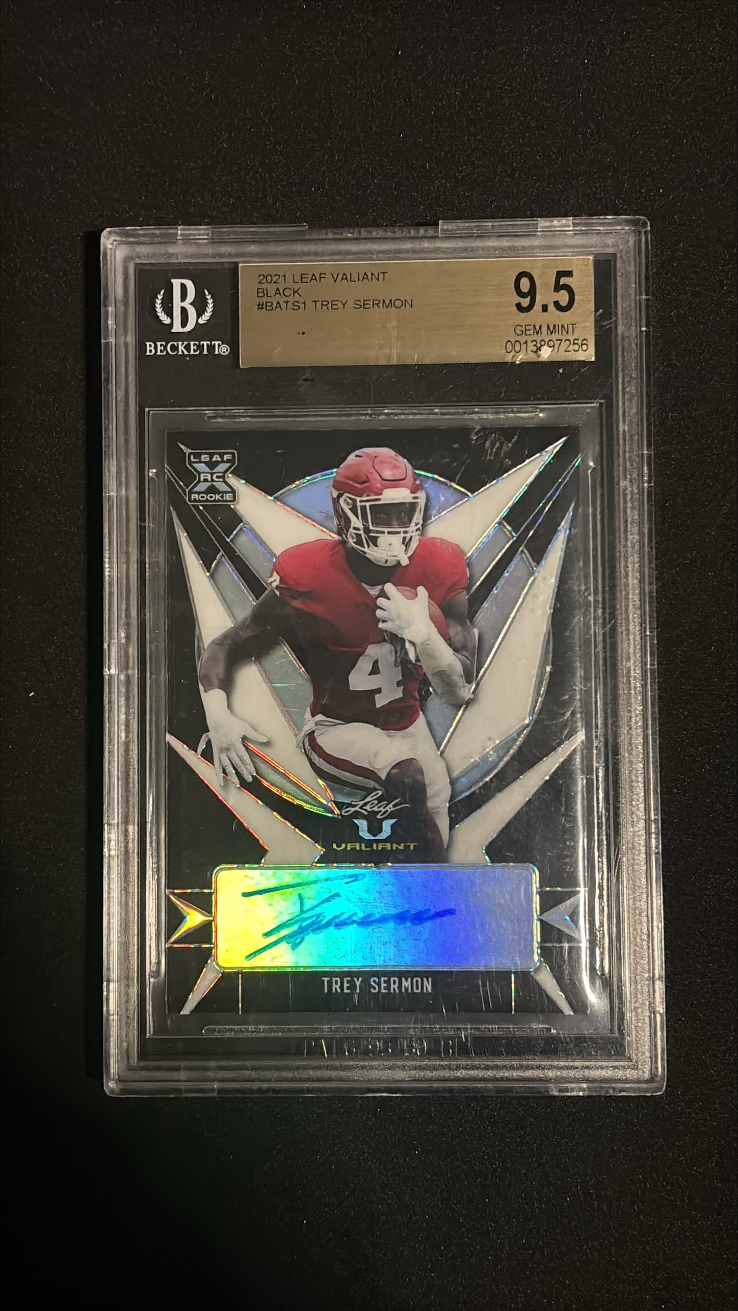 2021 Leaf Valiant Black #BATS1 Trey Sermon BGS 9.5/10: 2021 Leaf Valiant Black #BATS1 Trey Sermon graded BGS 9.5 (Gem Mint) with BGS 10 Authentic Autograph. San Francisco 49ers running back, 2021 Ohio State Buckeyes rookie autograph from premium Leaf Vali