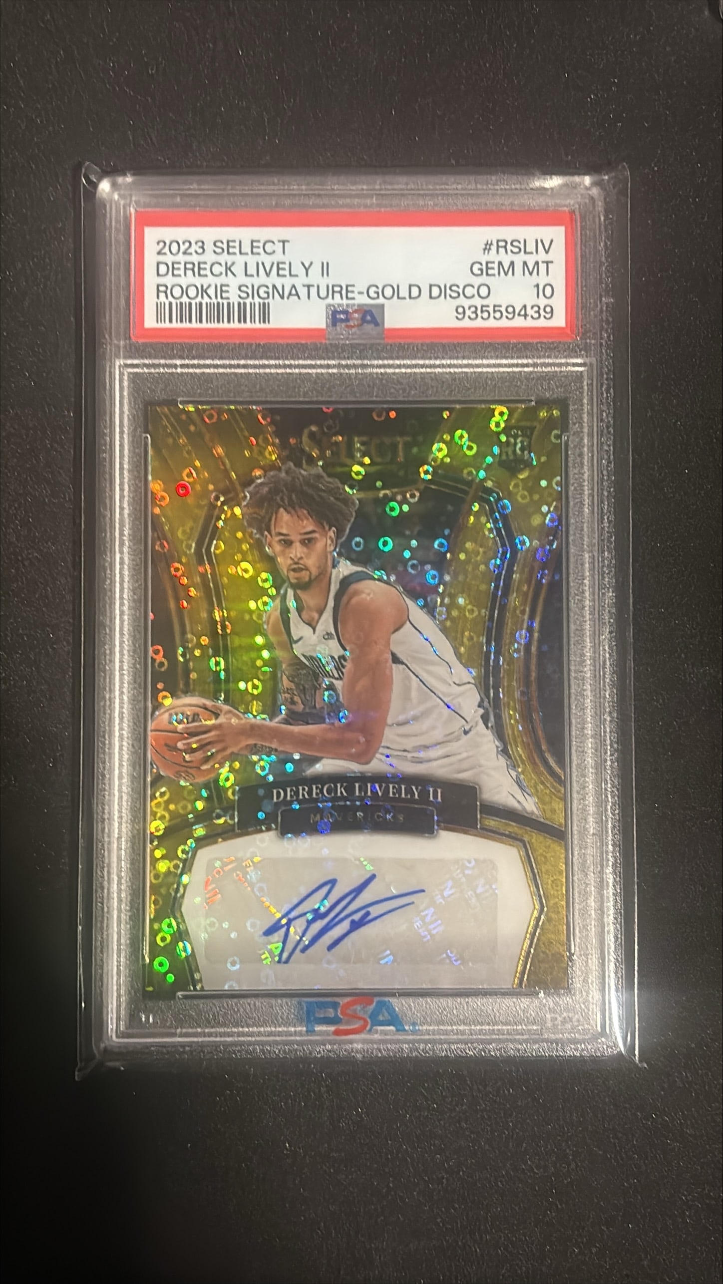 2023 Select Derek Lively II Rookie Signature Gold Disco PSA 10: 2023 Select #RSLIV Derek Lively II Rookie Signature Gold Disco autograph graded PSA 10 Gem Mint. Modern NBA rookie card of Dallas Mavericks center. Numbered limited edition parallel (/50). Signed in b