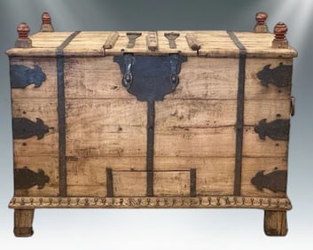 Antique Rajasthani Indian Dowry Chest (Damchiya) with Iron Mounts & Finials