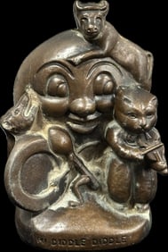 Vintage ‘Hi Diddle Diddle’ Figurine