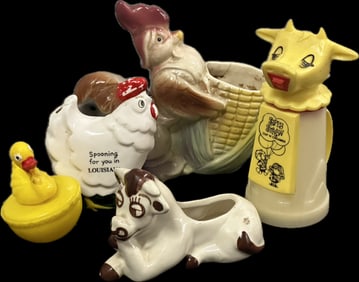 Lot of 5 Vintage Cows and Chickens Figurines