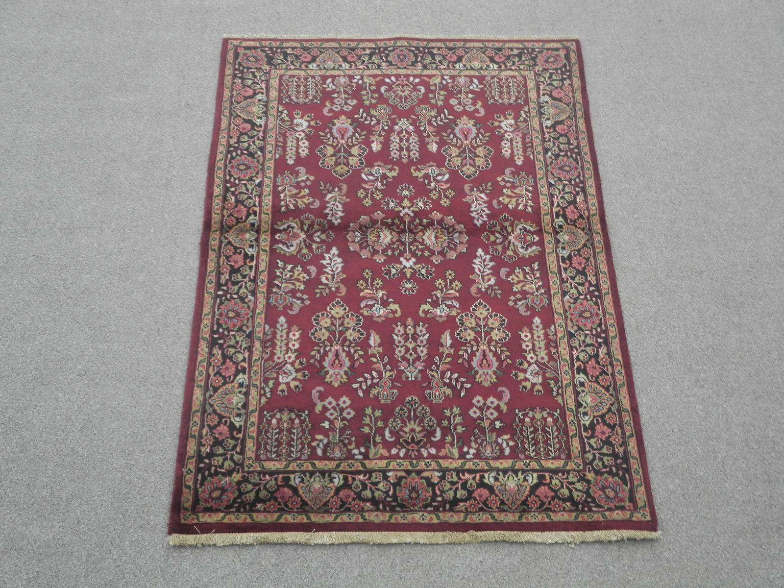 Handmade Sarouk Design Rug 4'0" x 6'0" (1 of 6)