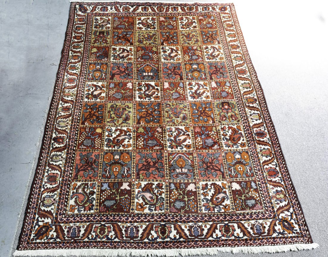Handmade Perisan Bakhtiari Rug 7'3" x 9'9" (1 of 5)