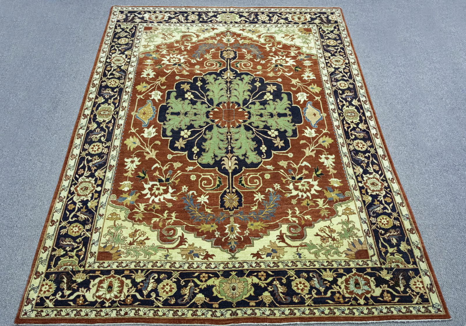 Handmade Persian Paksera Rug 8'1" x 10'5" (1 of 5)