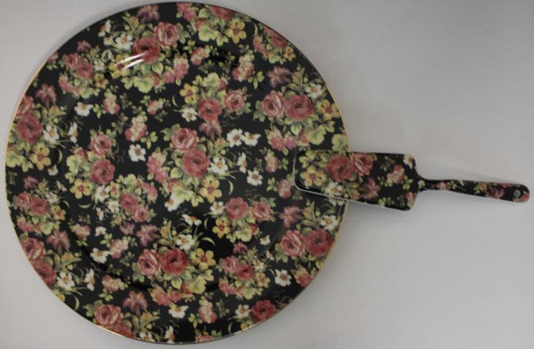 Priscilla Black Cake Plate With Server - 3