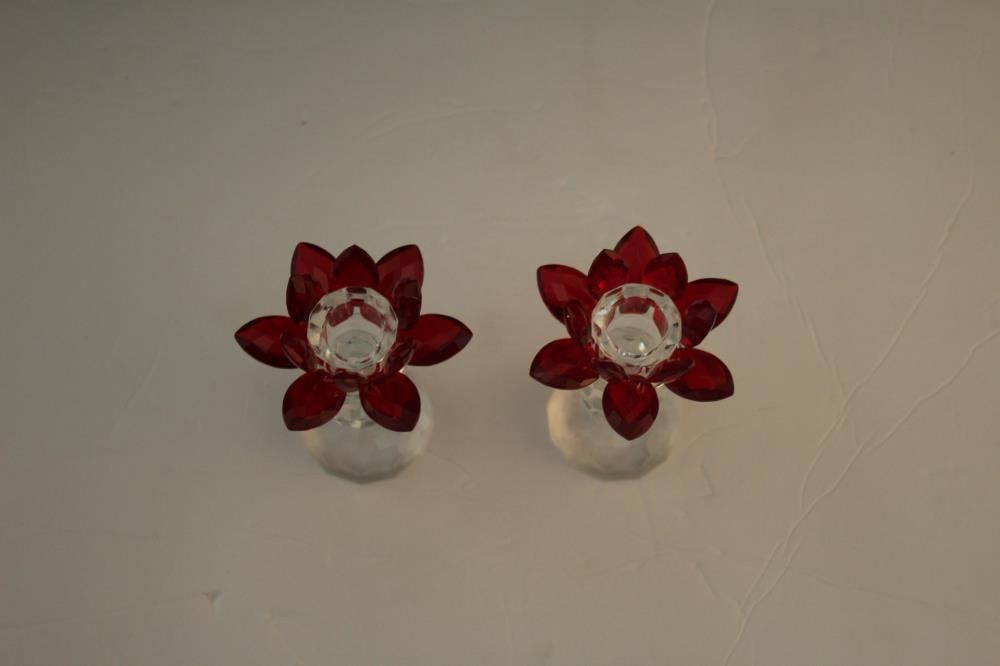 Lotus Pair On Pedestal Ruby - 2