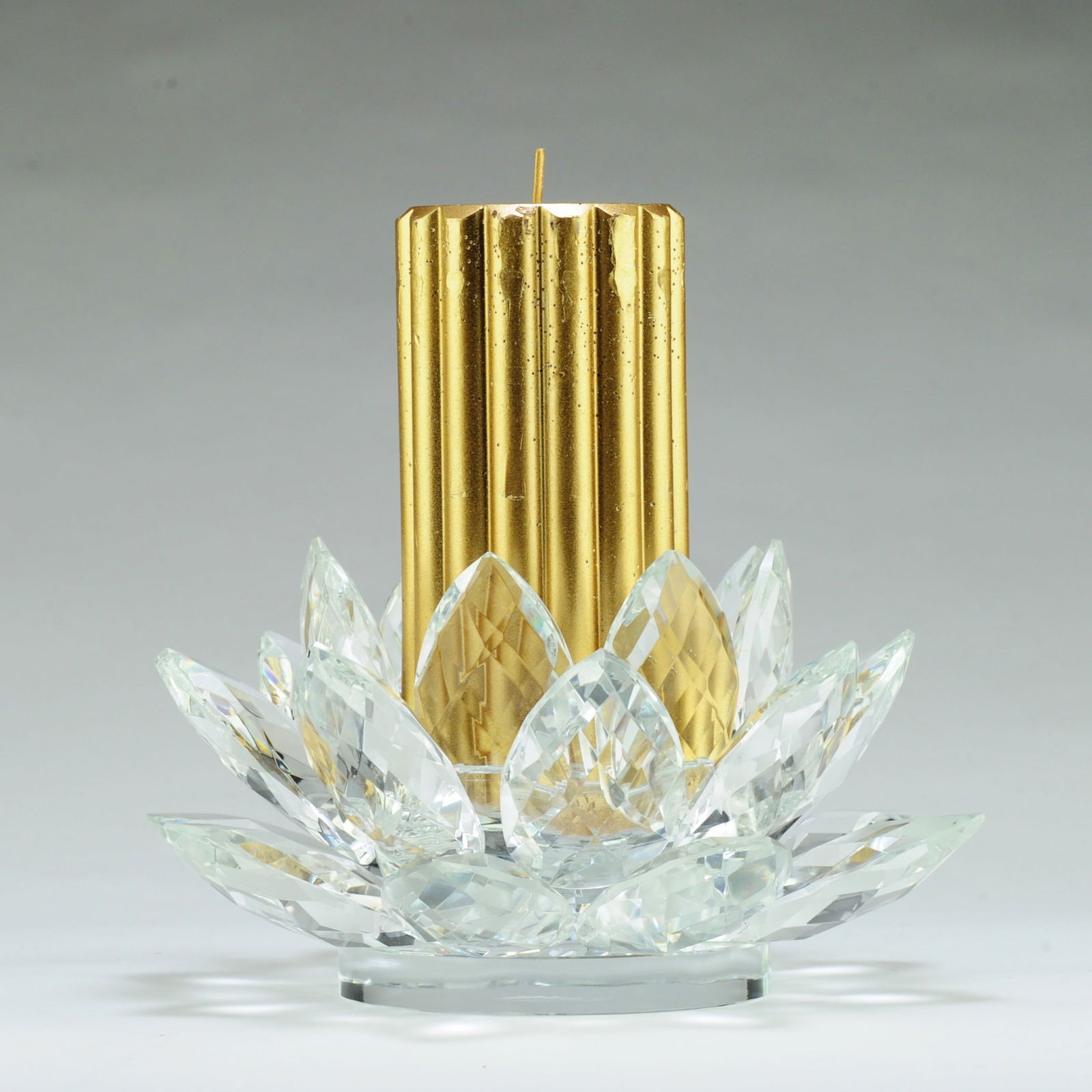Lotus Pillar Candleholder - 3