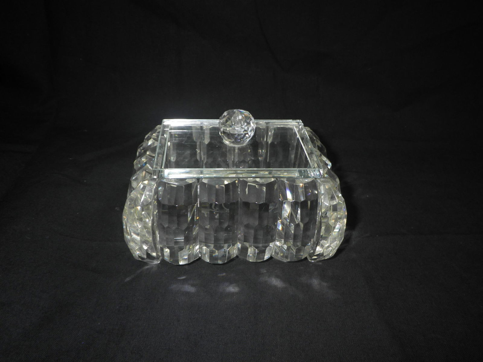 Crystal Classic Box: Crystal Classic Box . Dimensions: 4x4x5