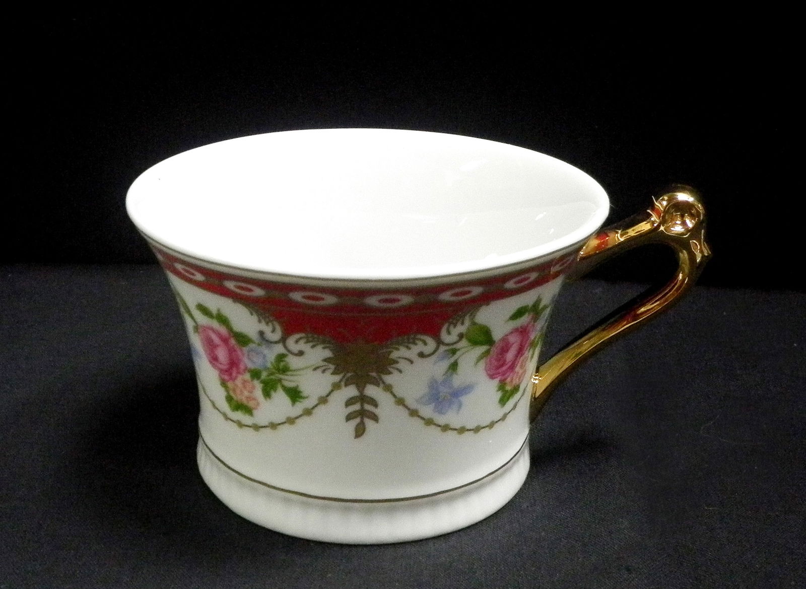 Porcelain Versailles Ruby Tea For One - 3