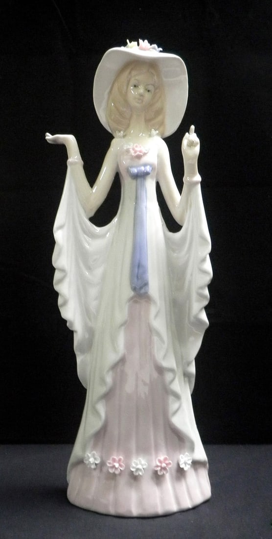 Ooh La La Sister Porcelain Figurine (1 of 10)