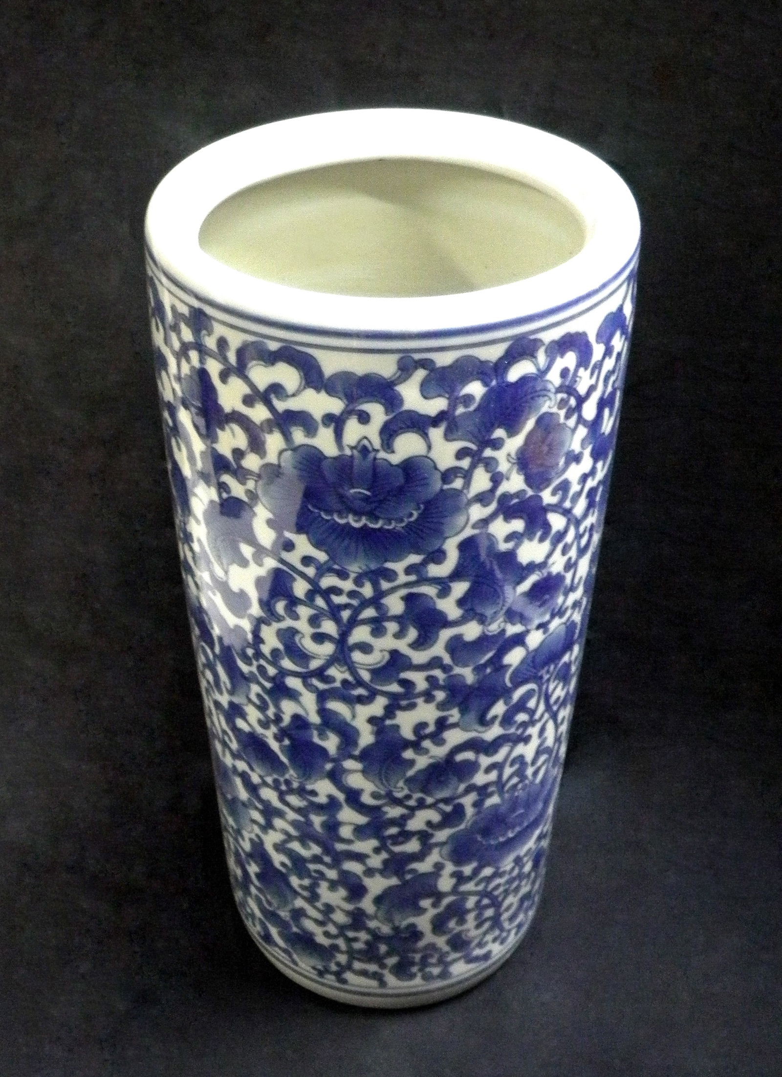 Umbrella Porcelain Stand - 3