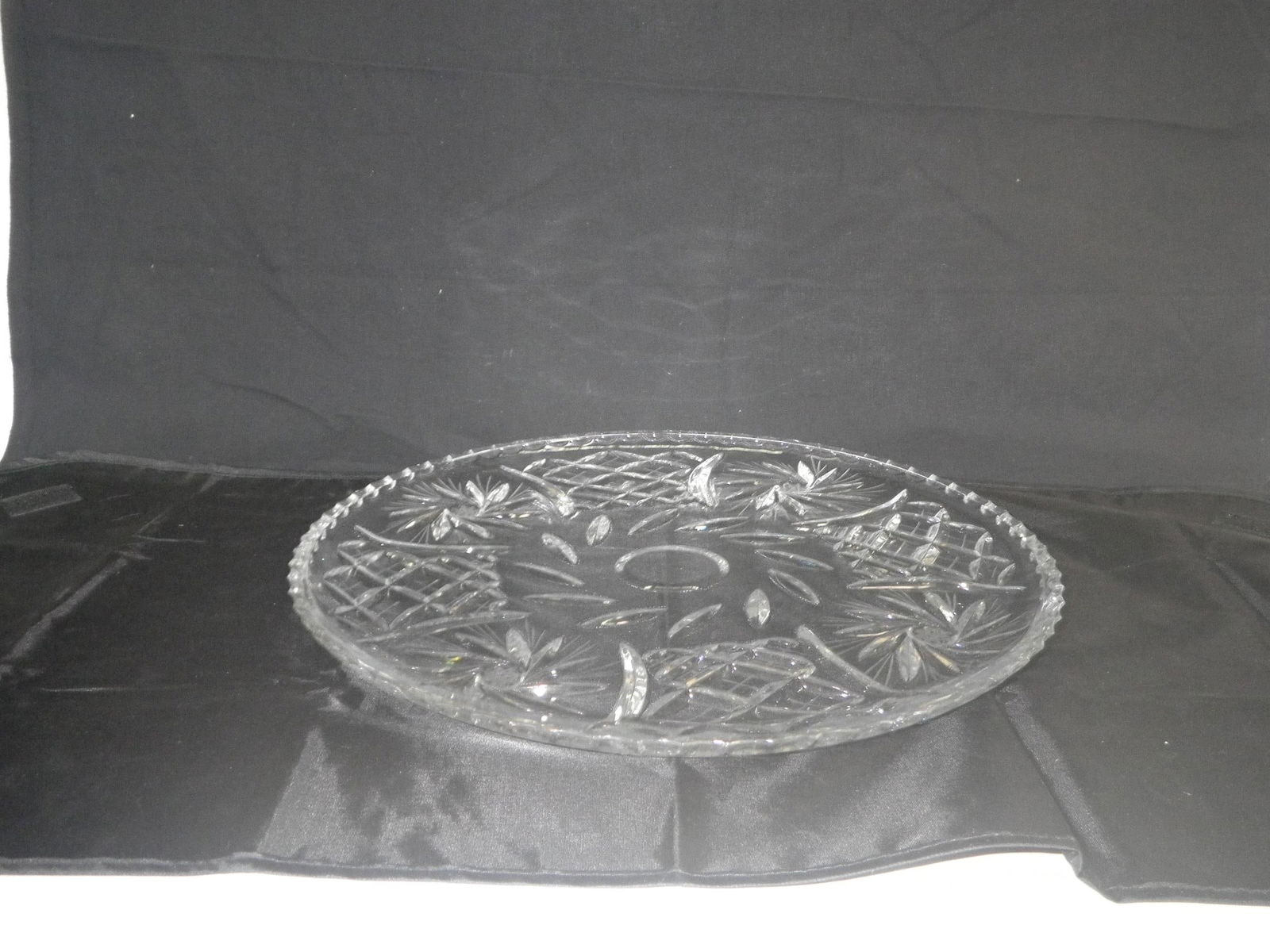 Pinwheel Plate Server - 2