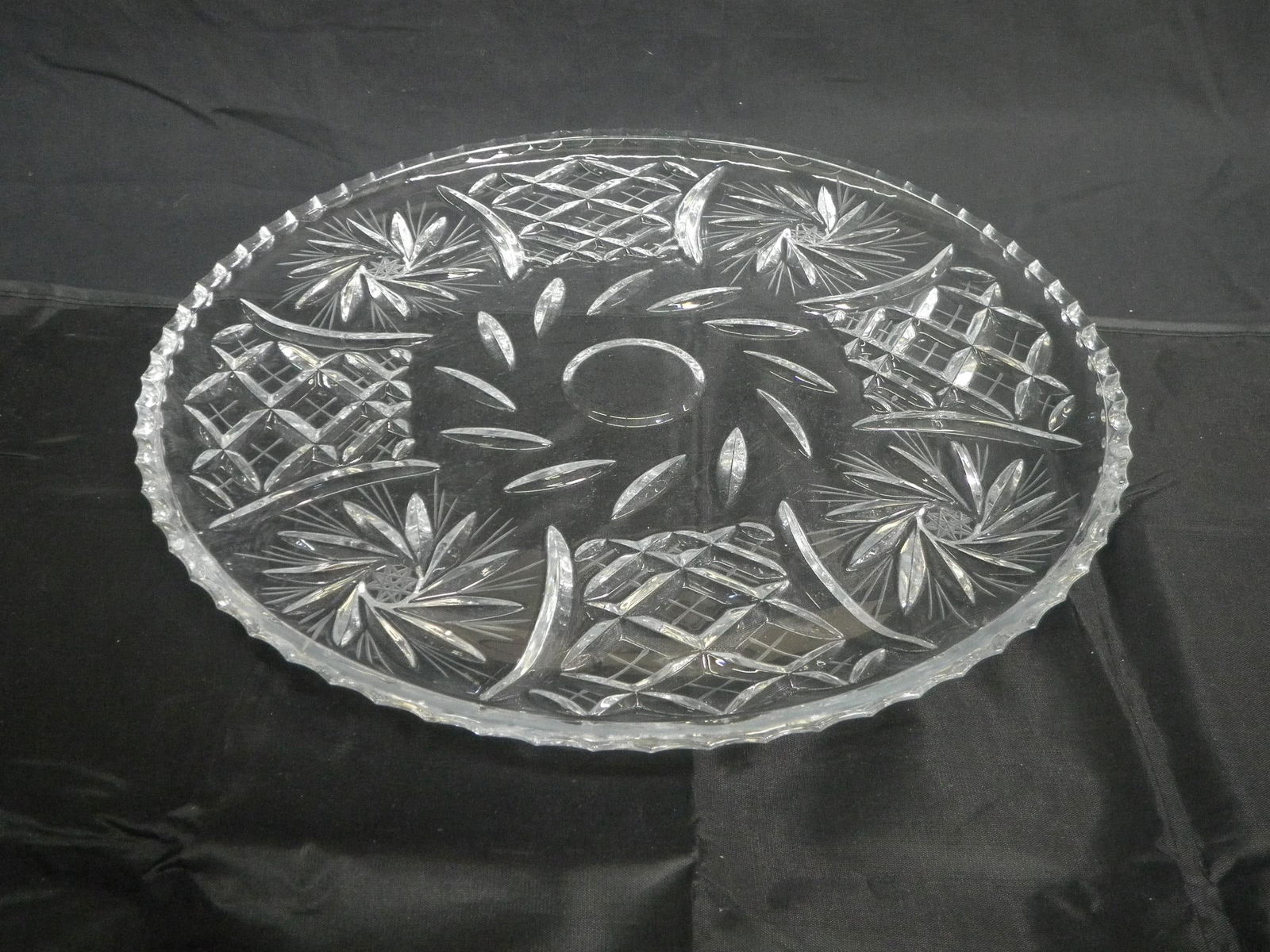 Pinwheel Plate Server - 4