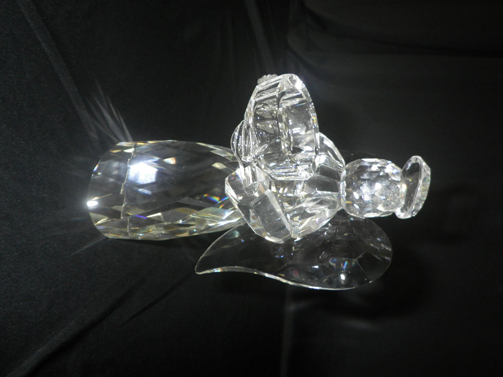 Crystal Angel Votiue: Crystal Angel Votiue. Dimensions: 4x4x9