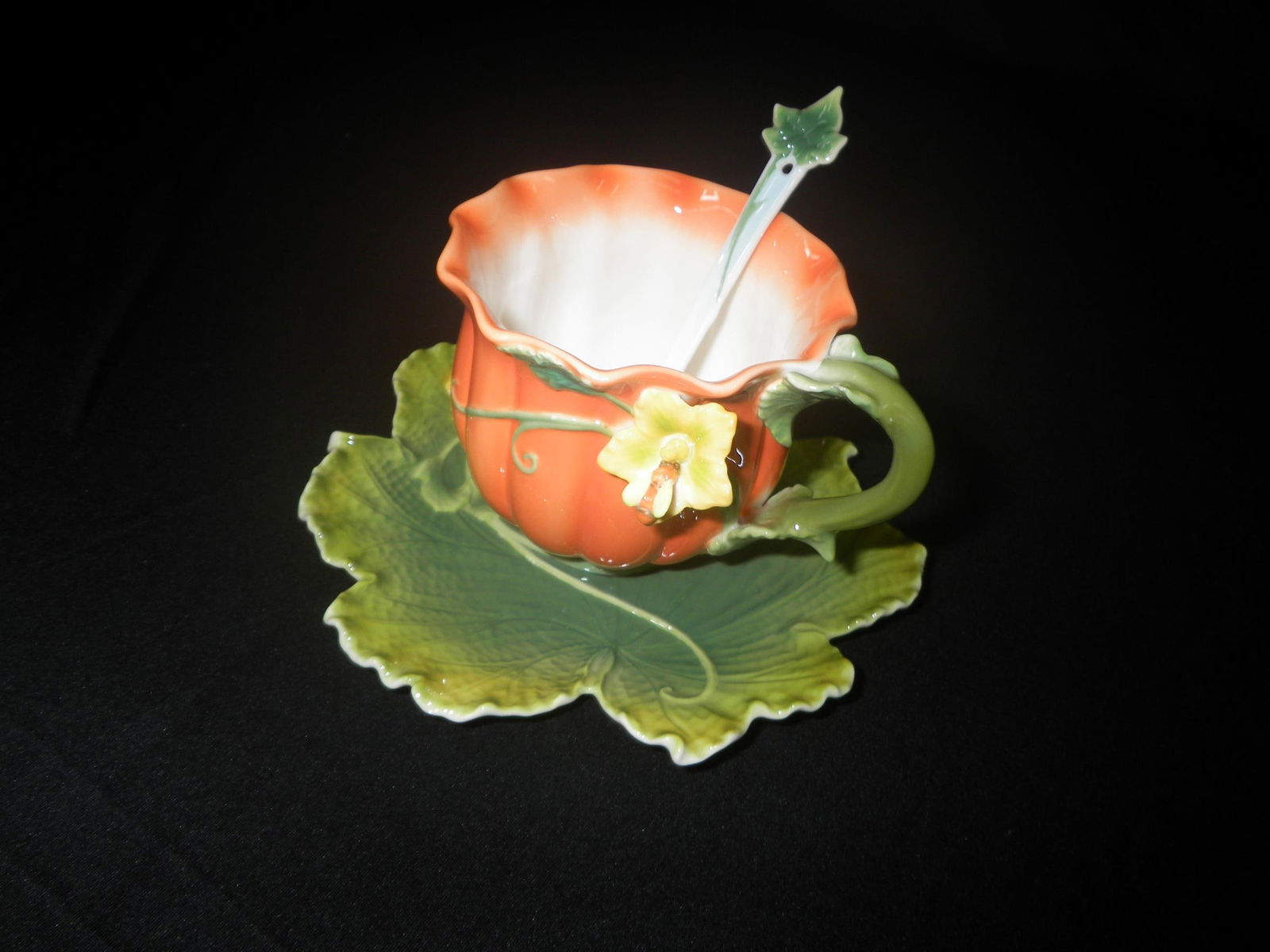 Cup & Spoon & Squcer - 20