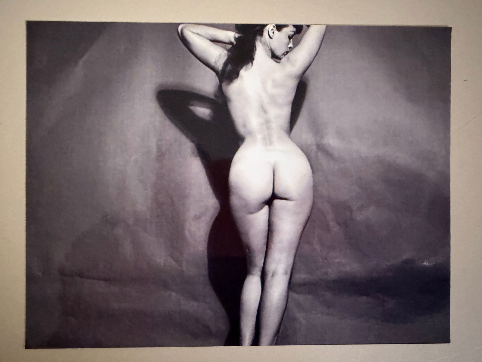 Bunny Yeager – Betty Page, Signed Photograph, 12 × 17 cm (1 of 2)