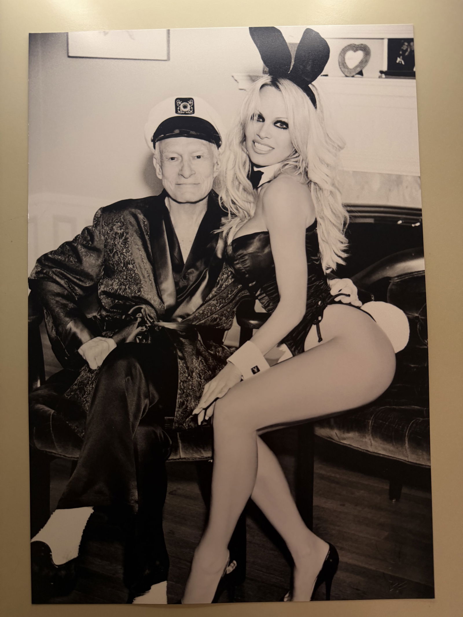Ellen Von Unwerth – Pamela Anderson & Hugh Hefner, Playboy Mansion, 2015 – Museum Print with COA: From the official Playboy series “Pamela Anderson Returns”, 2015Museum Art Photo Print, officially licensed by Playboy EnterprisesPublished by Playboy Studio, with certificate of authenticity