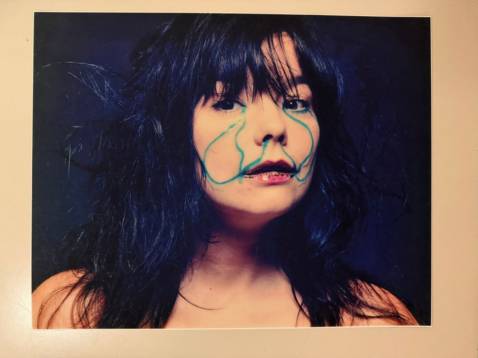 Inez van Lamsweerde & Vinoodh Matadin – Björk (Poisson-Nageur) | Signed Limited Edition Print: 38x32 cm - A signed limited edition photographic print by the celebrated Dutch artistic duo Inez van Lamsweerde & Vinoodh Matadin, depicting Icelandic musician Björk in the iconic work Poisson-Nageur