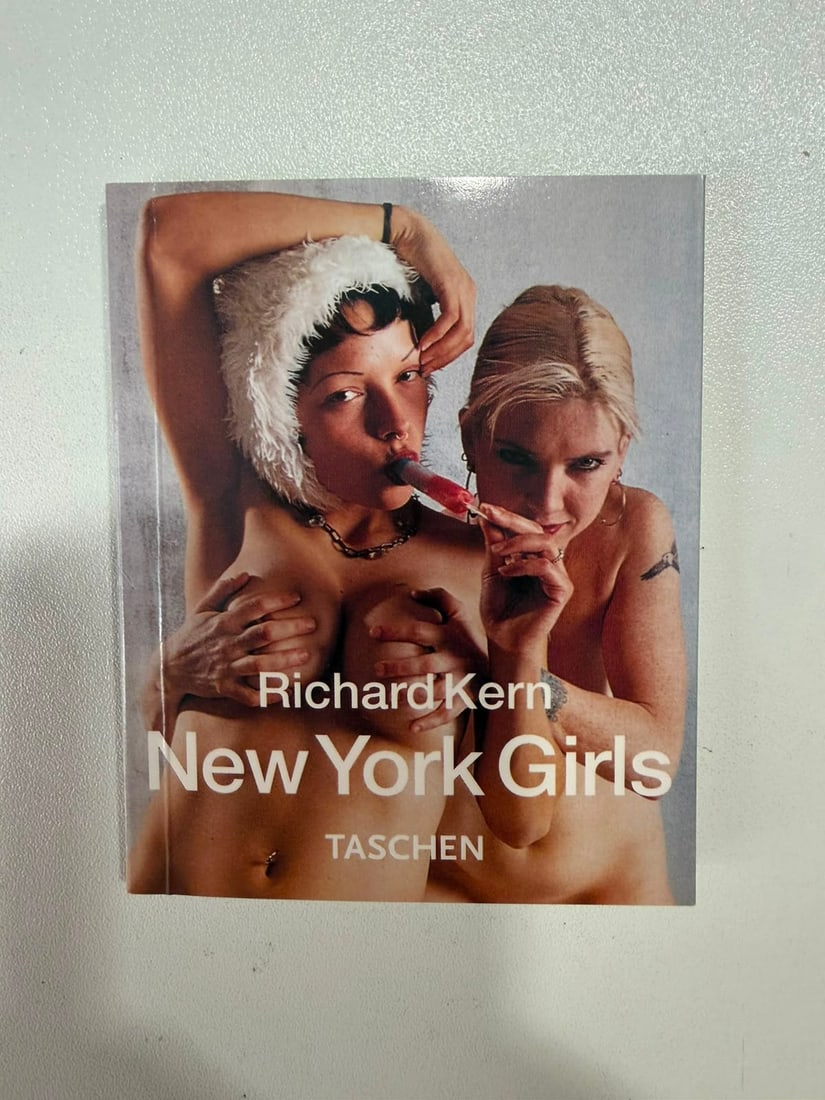 Richard Kern – “New York Girls” (Taschen, 1997) | Softcover Monograph Signed & Dated by: Richard Kern (b. 1954)“New York Girls” (Amuse-Gueule Series)Publisher: TASCHEN, Köln / New York (1997)Format: Softcover / Pocket MonographInscriptions: Hand-signed and dated "RK 2000" by Rich