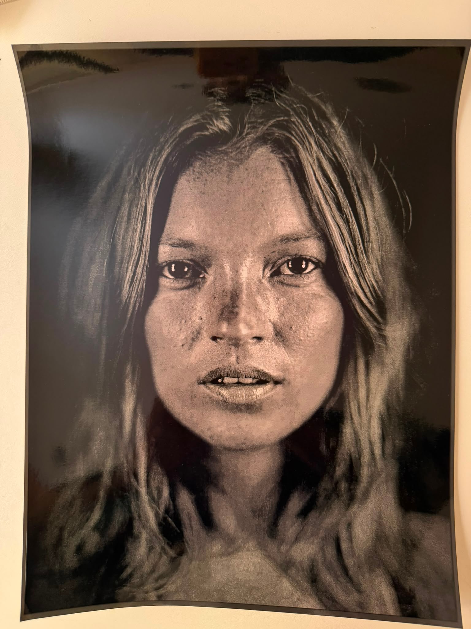 Chuck Close – Kate Moss (2003) | Archival Pigment Print (40x30 cm) – Certified by Magnolia (1 of 3)
