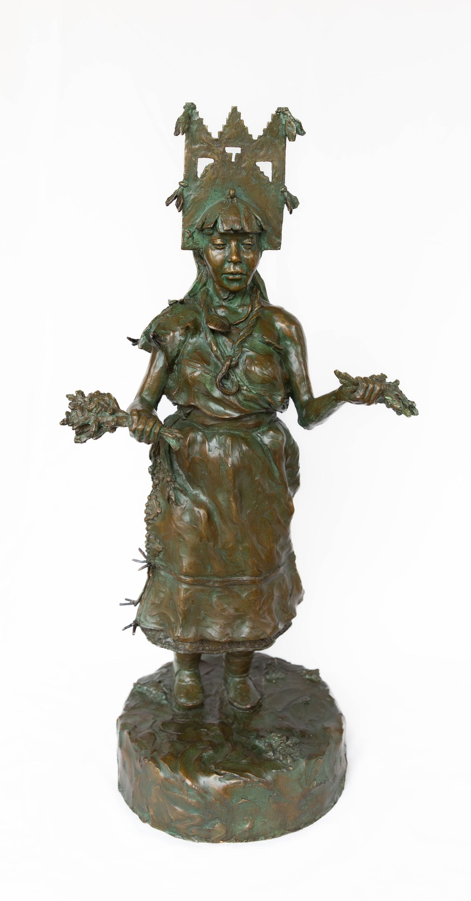 Scott Rogers, Ke-Wa Corn Maiden, bronze, 2001 (1 of 3)