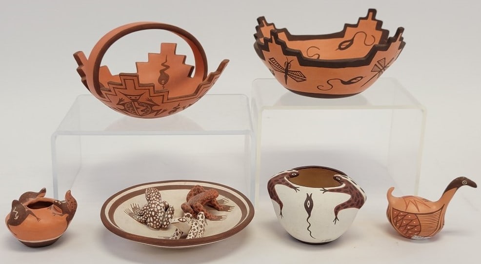 SIX ZUNI PUEBLO REDWARE POTTERY POTS & BOWLS (1 of 20)