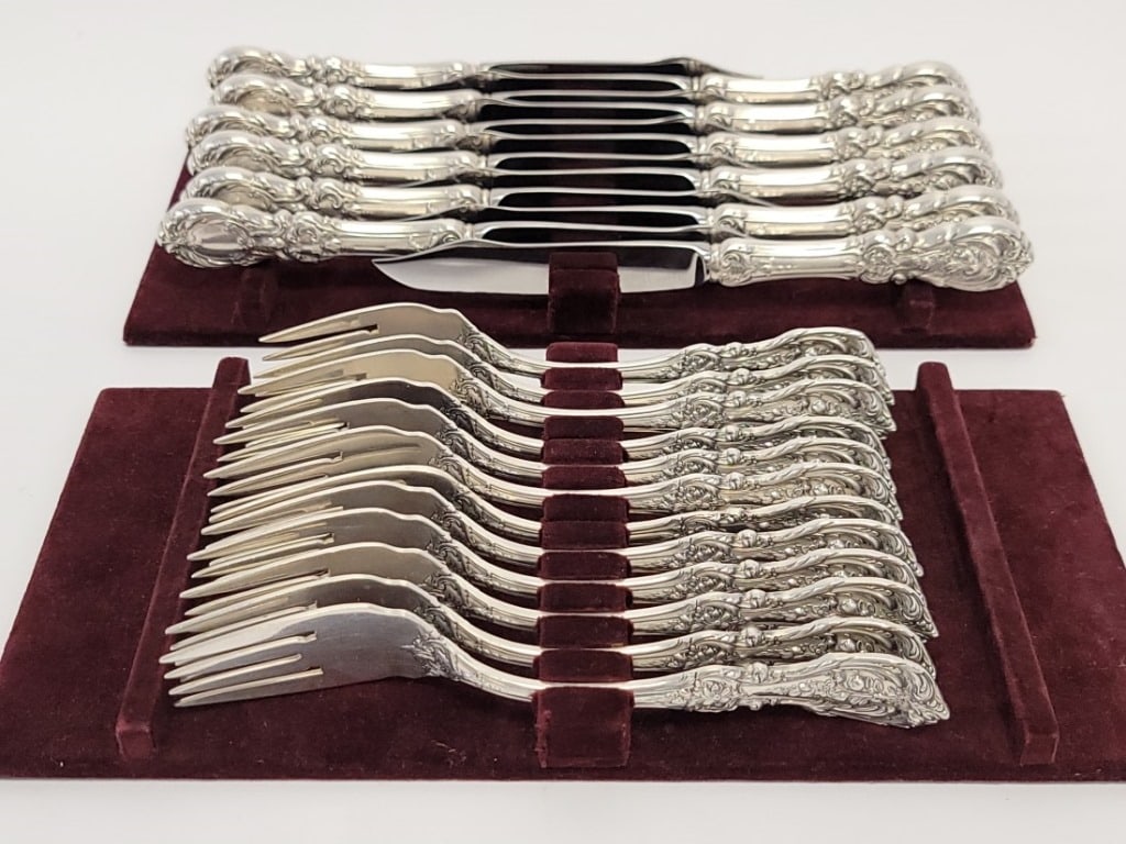 REED & BARTON FRANCIS I STER SILVER FISH SRVC 12 (1 of 10)