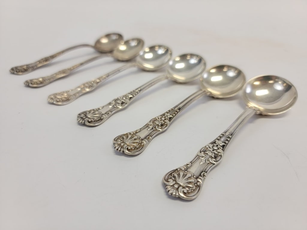 6 TIFFANY & CO STERLING SILVER BOUILLON SPOONS (1 of 11)