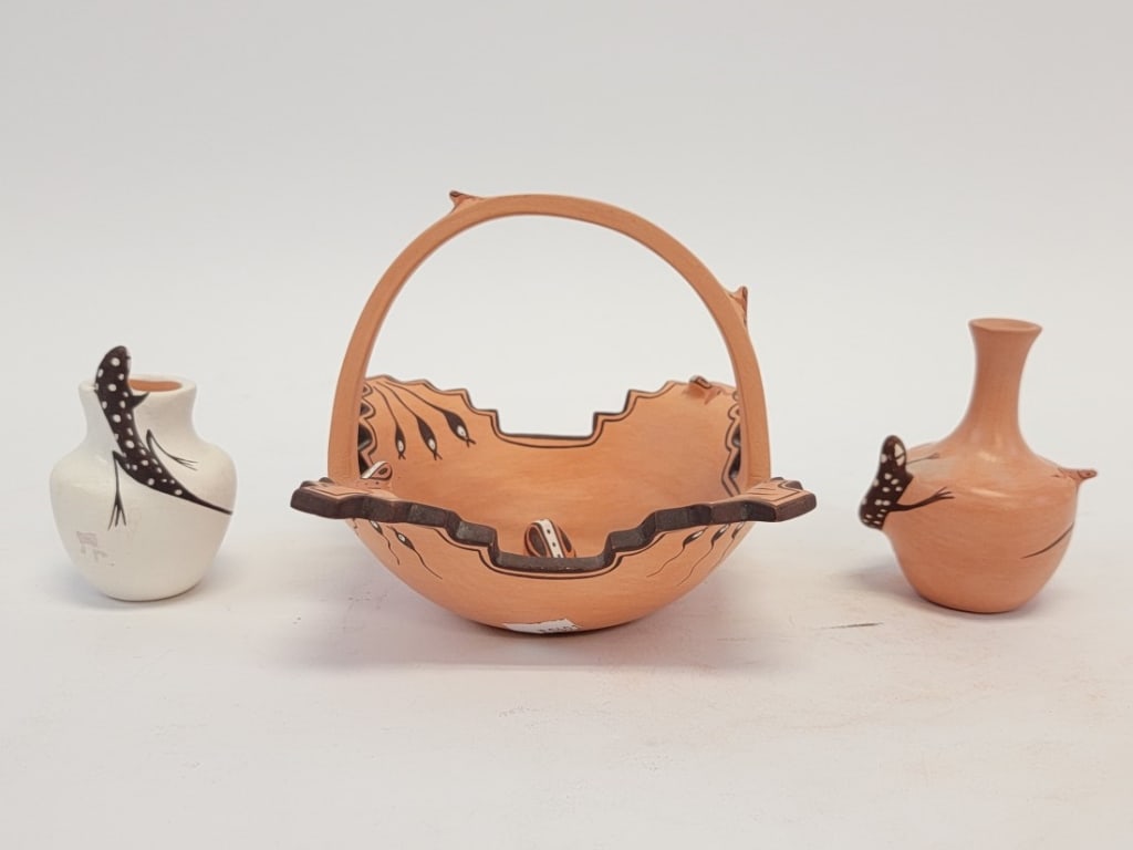 THREE PCS AGNES PEYNETSA ZUNI REDWARE POTTERY (1 of 15)