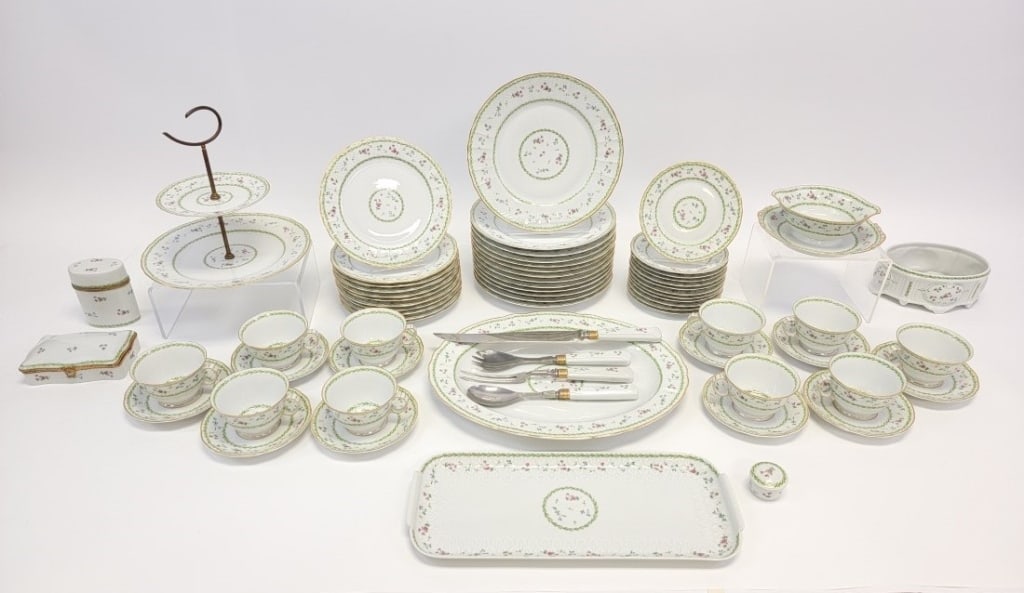 BERNARDAUD "ARTOIS VERT" PORCELAIN DINNERWARE 68pc (1 of 20)