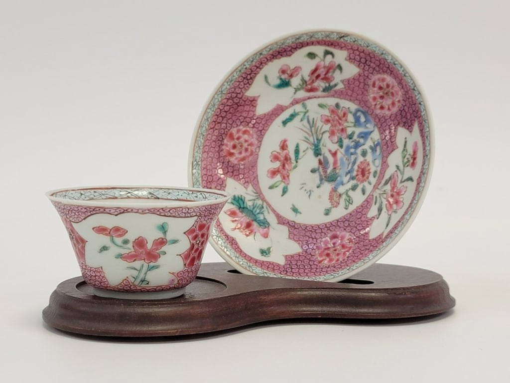 CHINESE EXPORT YONGZHENG PORCELAIN TEACUP & SAUCER