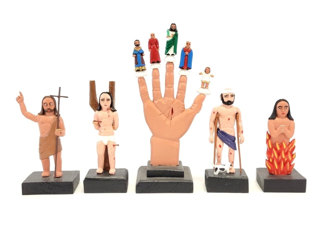 FIVE ROBERTO RIVERA CARVED WOOD SANTOS FIGURES (1 of 15)