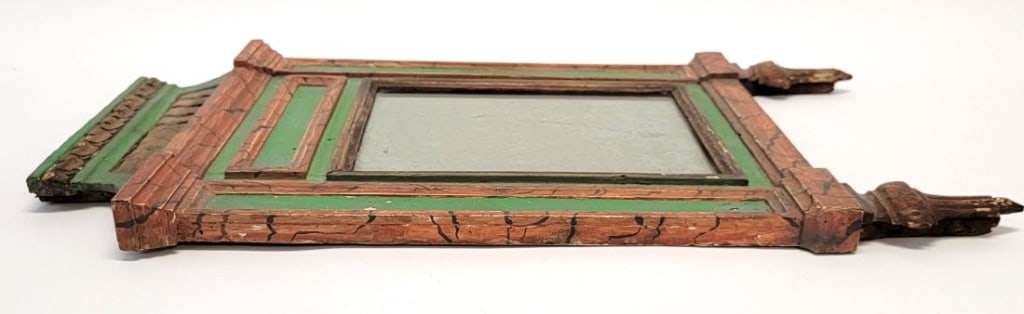 ANTIQUE ITALIAN FAUX FINISH PETIT WALL MIRROR: Antique Italian faux finish petit wall mirror measuring a total of 26.75" tall x 15.5" wide x 1.5" deep. Condition: heavy expected signs of age and handling, some early minor repairs, see images. Weig