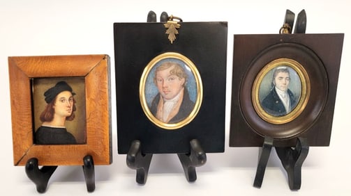 THREE ANTIQUE MINIATURE PORTRAIT PAINTINGS OF MEN